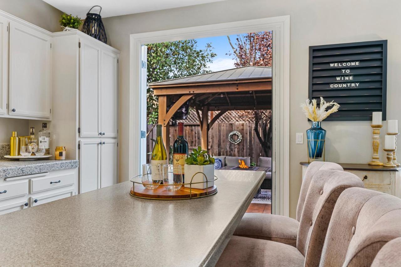 Brand New Listing - Windsor “Winetopia” Getaway Bagian luar foto